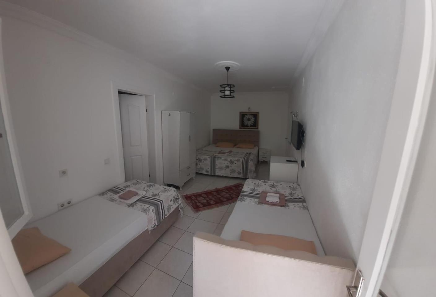 Beyaz Apart Pansiyon Çeşme Exterior foto